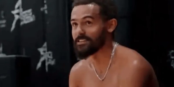 fb体育平台-特雷-杨训练中对小波特说道：新赛季你能轻松场均25+