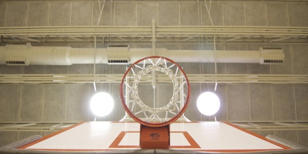 曝林葳还未决定加盟传奇队：收到多国各级联赛邀请在评估 记者称走出去就行