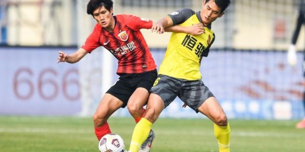 fb体育官方网站-【2021中超赛季总结③】逆境中反而看到希望之路？